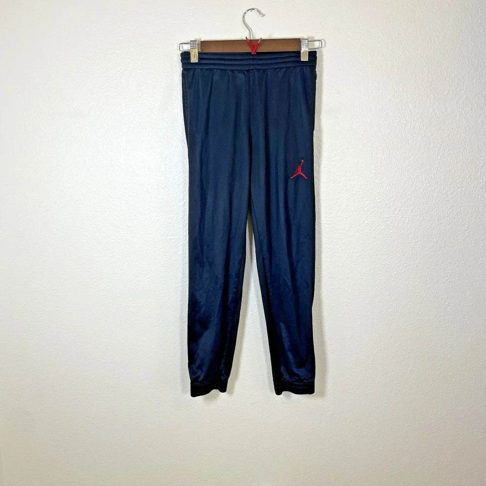 Nike Air Boys Medium‎ Jordan Joggers Black Sweatpants Red Jumpman Logo 10-12 Yrs